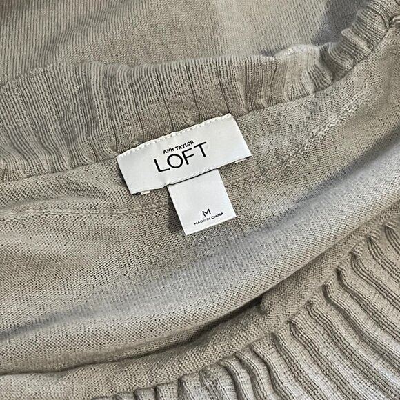 Ann Taylor LOFT Pleated Ruffle Knit Top - M - Picture 5 of 5